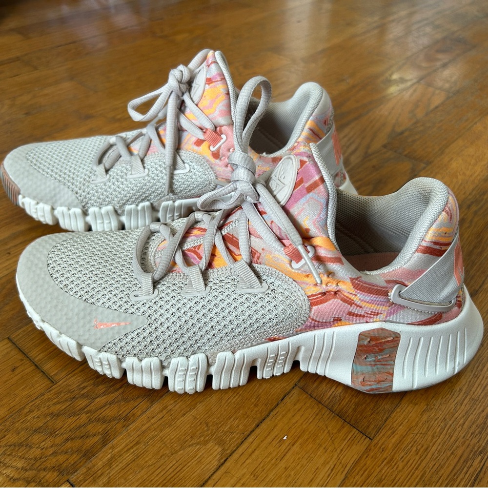 Nike metcon sneakers, size 9
